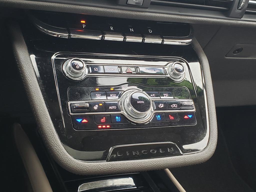 Used 2021 Lincoln Corsair Reserve w/ Elements Package image 39