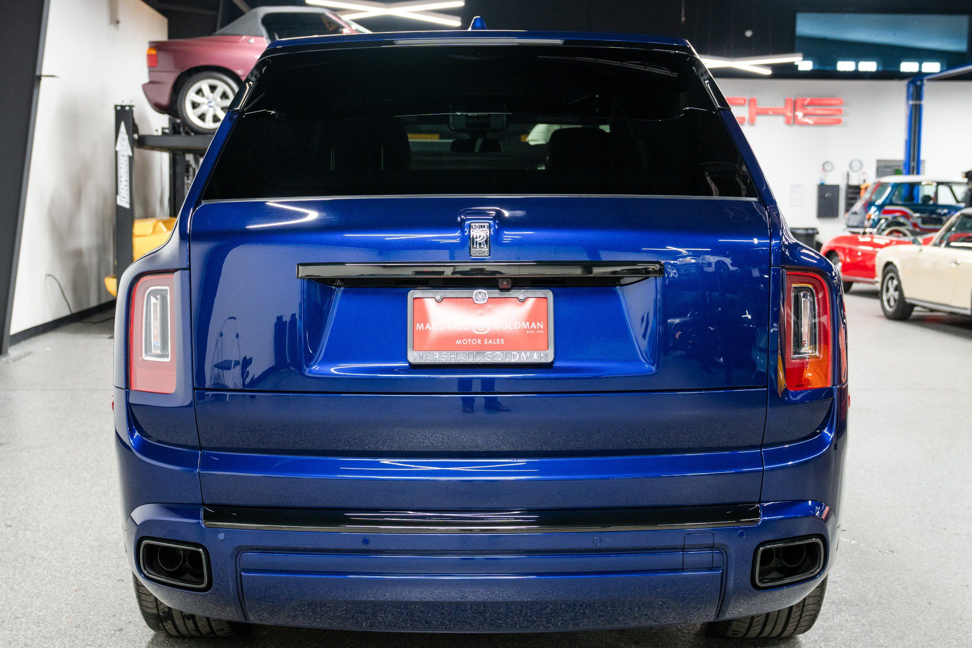 Used 2024 Rolls-Royce Cullinan Black Badge AWD/4WD image 7