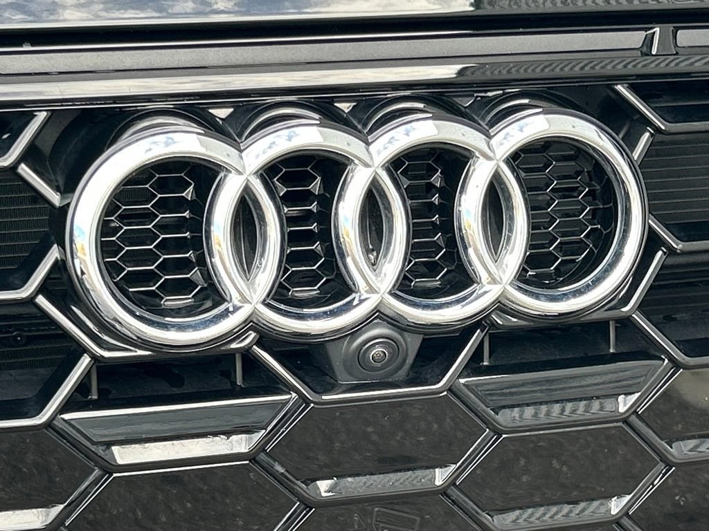 Used 2025 Audi A5 2.0T Premium Plus w/ Premium Plus AWD/4WD image 50