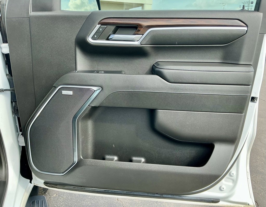 Used 2024 GMC Sierra 1500 SLT w/ SLT Premium Plus Package image 23