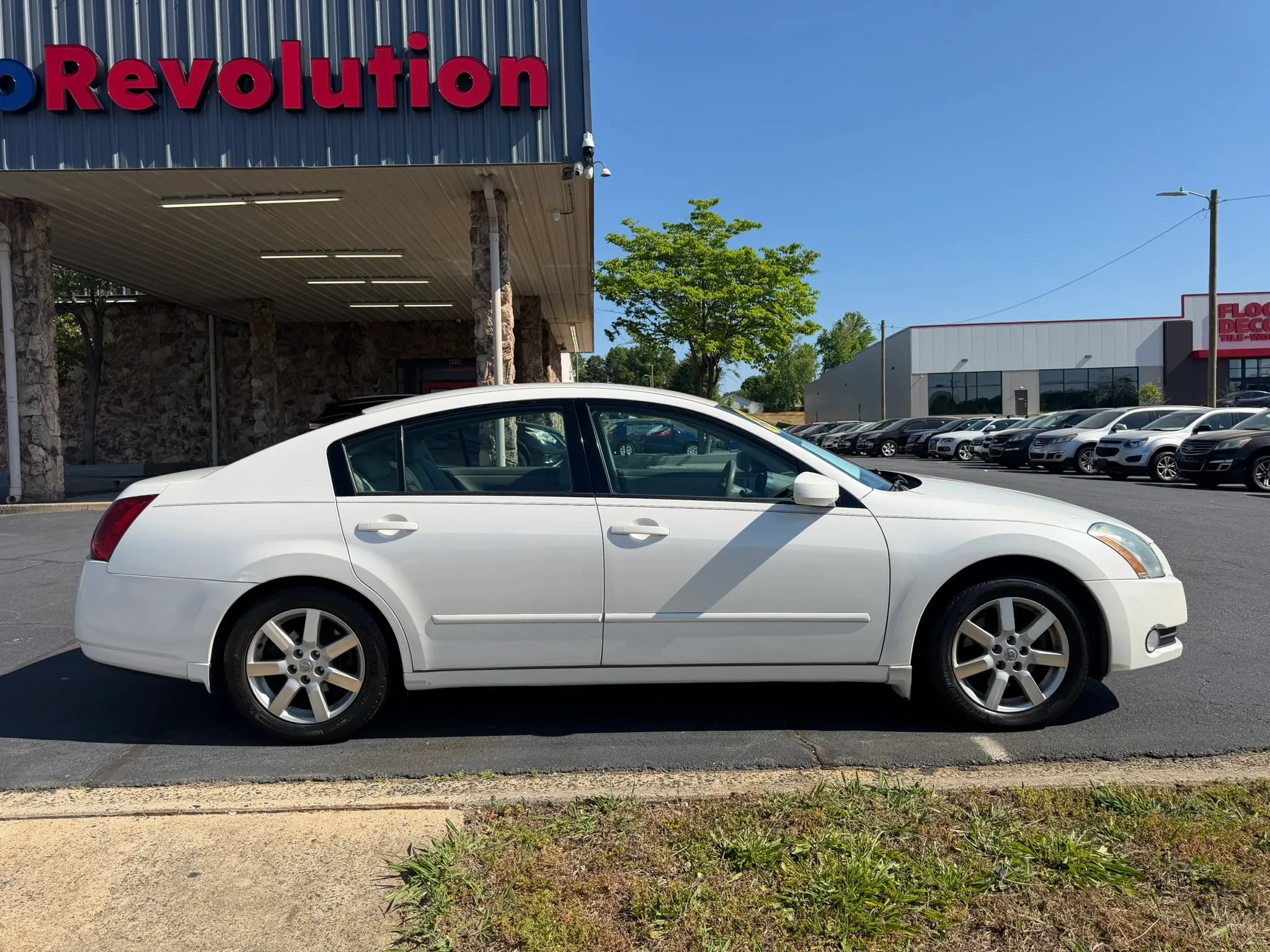 Used 2004 Nissan Maxima 3.5 SL w/ Driver Preferred Pkg FWD image 8