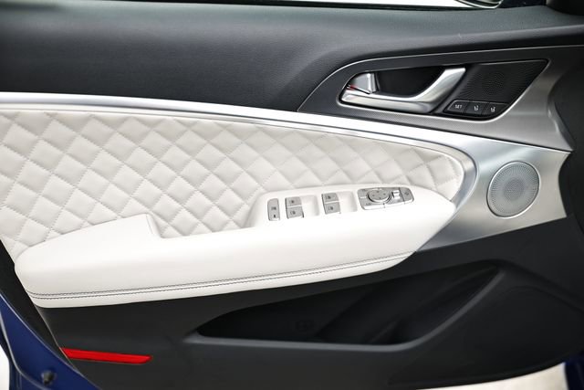 Used 2025 Genesis G70 3.3T Advanced w/ Sport Prestige Package image 16