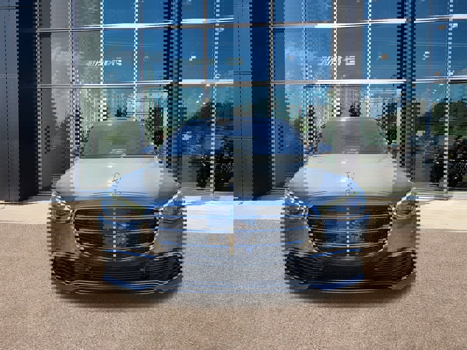 New 2026 Mercedes-Benz S 580 4MATIC Sedan image 2