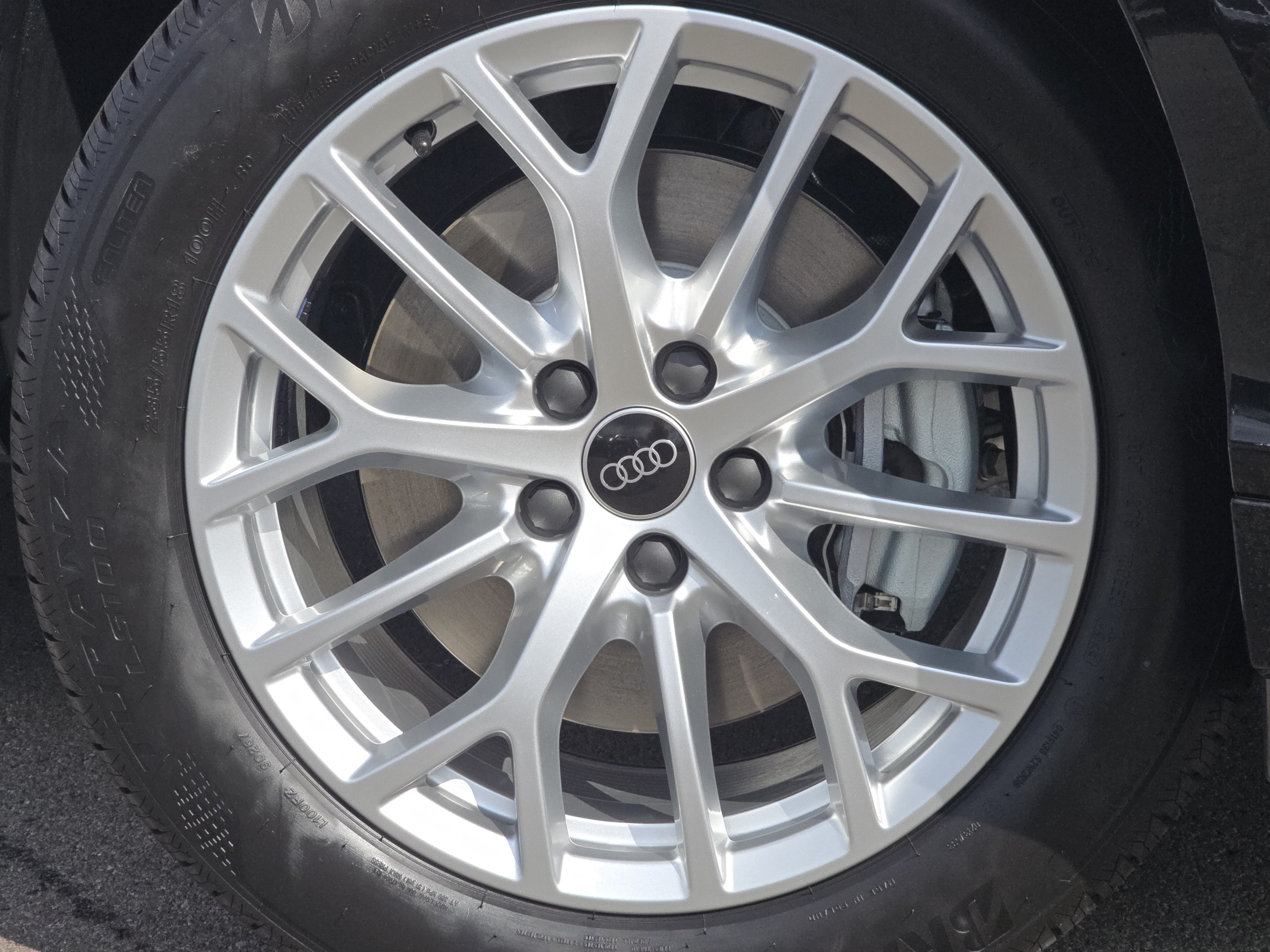 New 2026 Audi Q3 quattro 2.0T AWD/4WD image 16