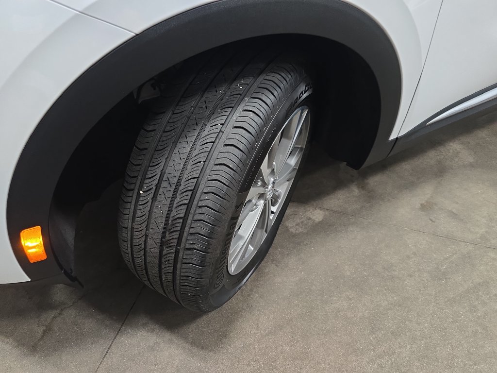 Used 2023 Buick Envision Preferred AWD/4WD image 36