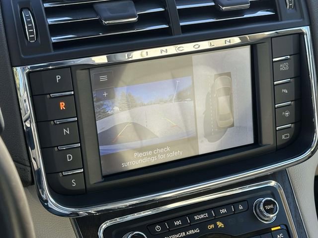 Used 2020 Lincoln Continental Reserve w/ Luxury Package image 33