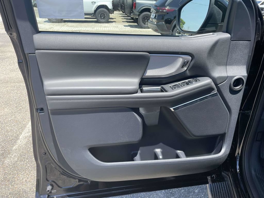 New 2026 Ford Expedition Active RWD image 15