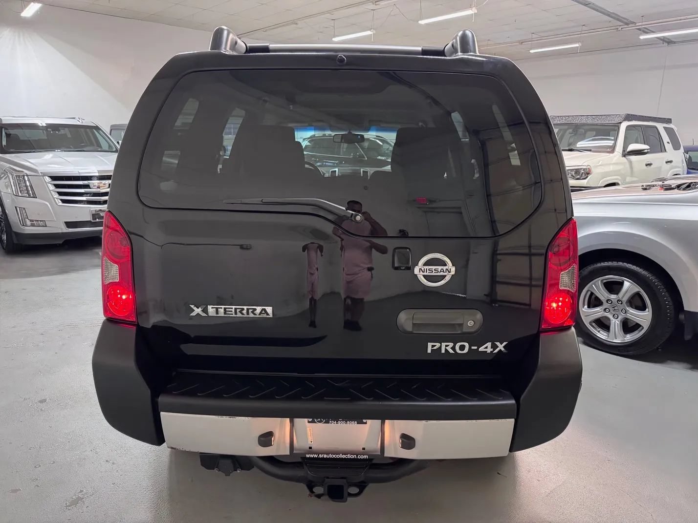 Used 2013 Nissan Xterra PRO-4X AWD/4WD image 4