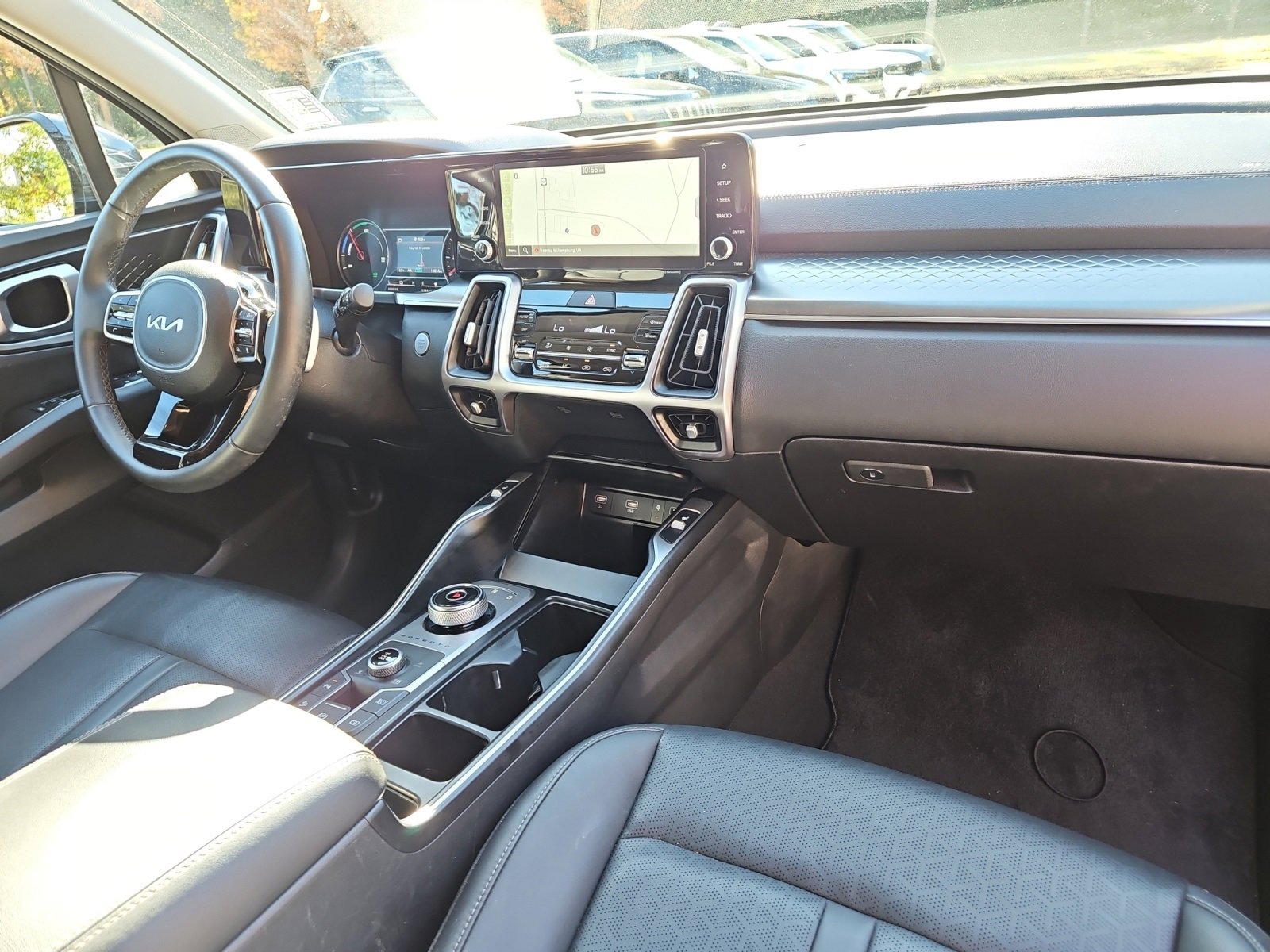 Used 2023 Kia Sorento EX image 16