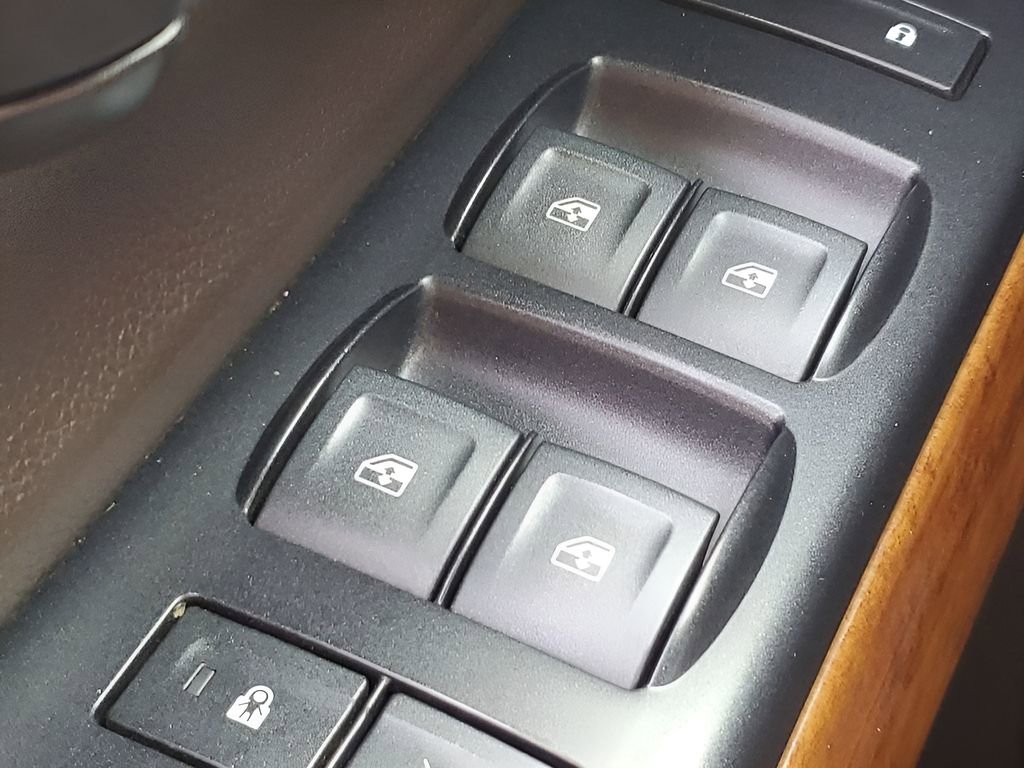 Used 2019 Chevrolet Silverado 3500 High Country w/ Duramax Plus Package image 35