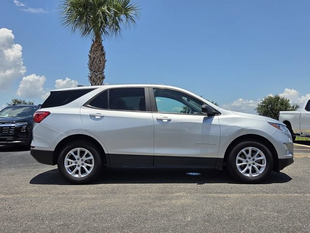 Certified 2021 Chevrolet Equinox LS w/ LS Convenience Package FWD image 7