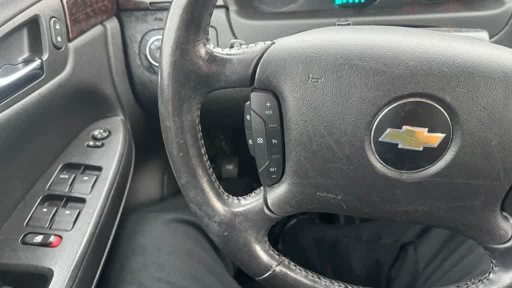 Used 2012 Chevrolet Impala LT FWD image 17