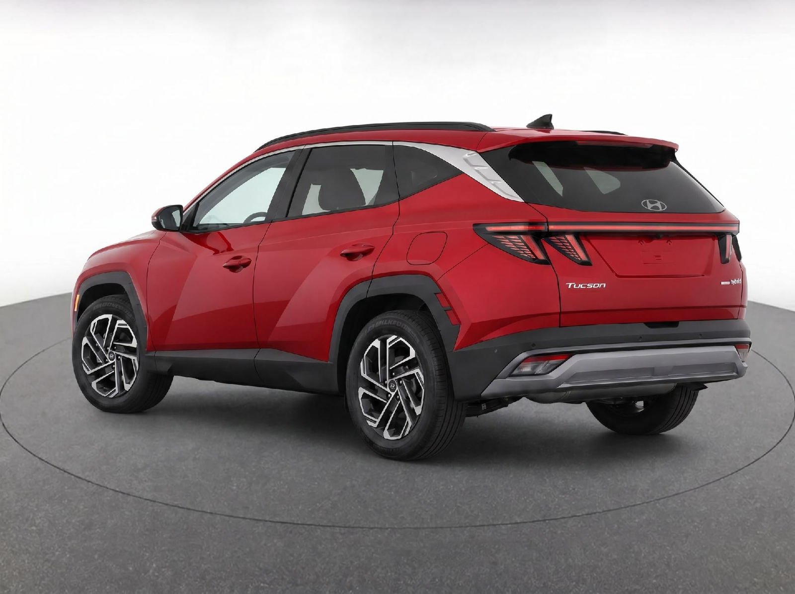 Used 2026 Hyundai Tucson Limited AWD/4WD image 5