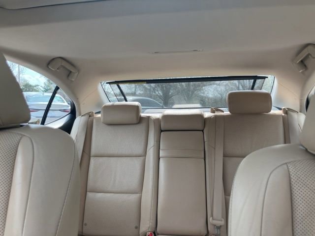 Used 2013 Lexus ES 300h w/ Luxury Pkg image 22