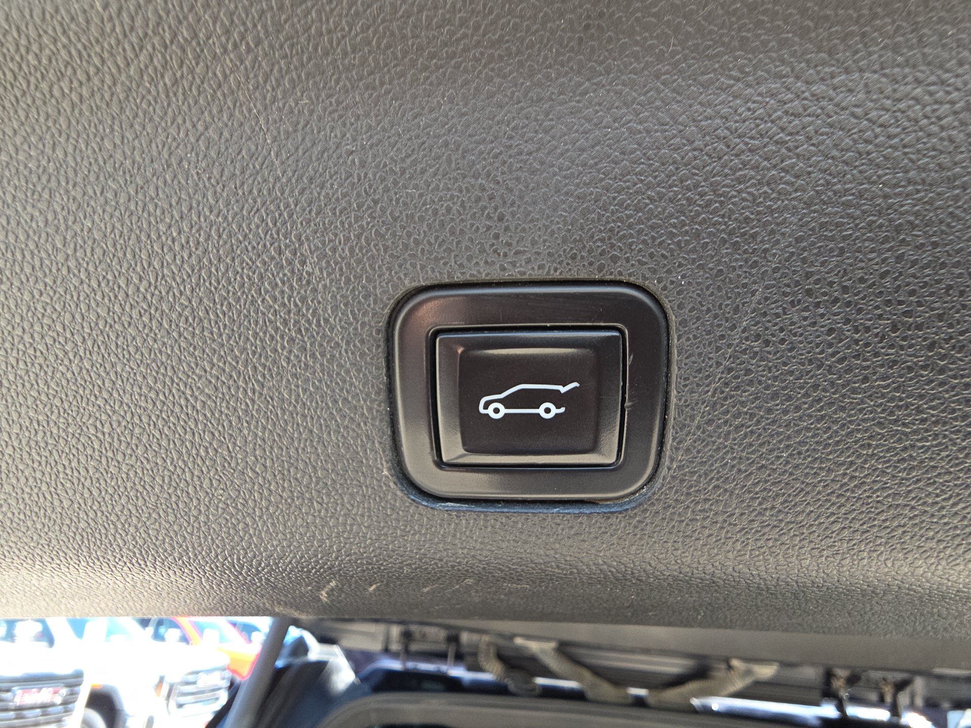 Used 2023 Chevrolet Tahoe Z71 AWD/4WD image 35