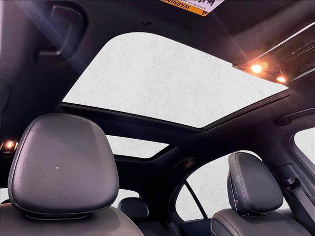 Used 2022 Mercedes-Benz C 300 Sedan image 17