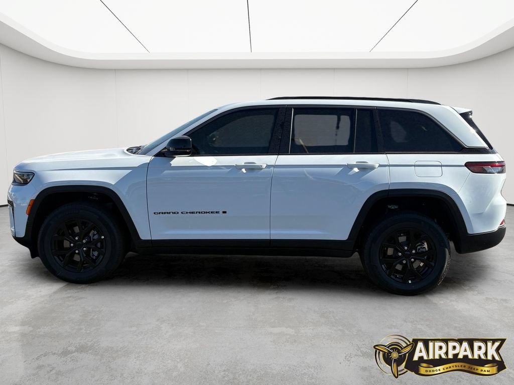 New 2026 Jeep Grand Cherokee Altitude AWD/4WD image 7