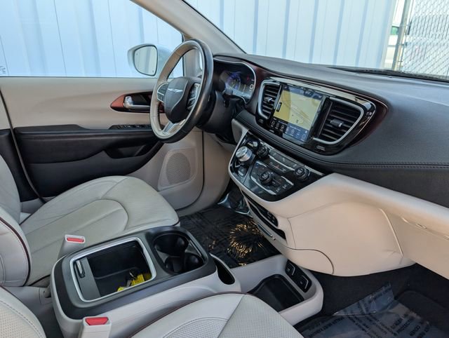 Used 2019 Chrysler Pacifica Limited FWD image 29