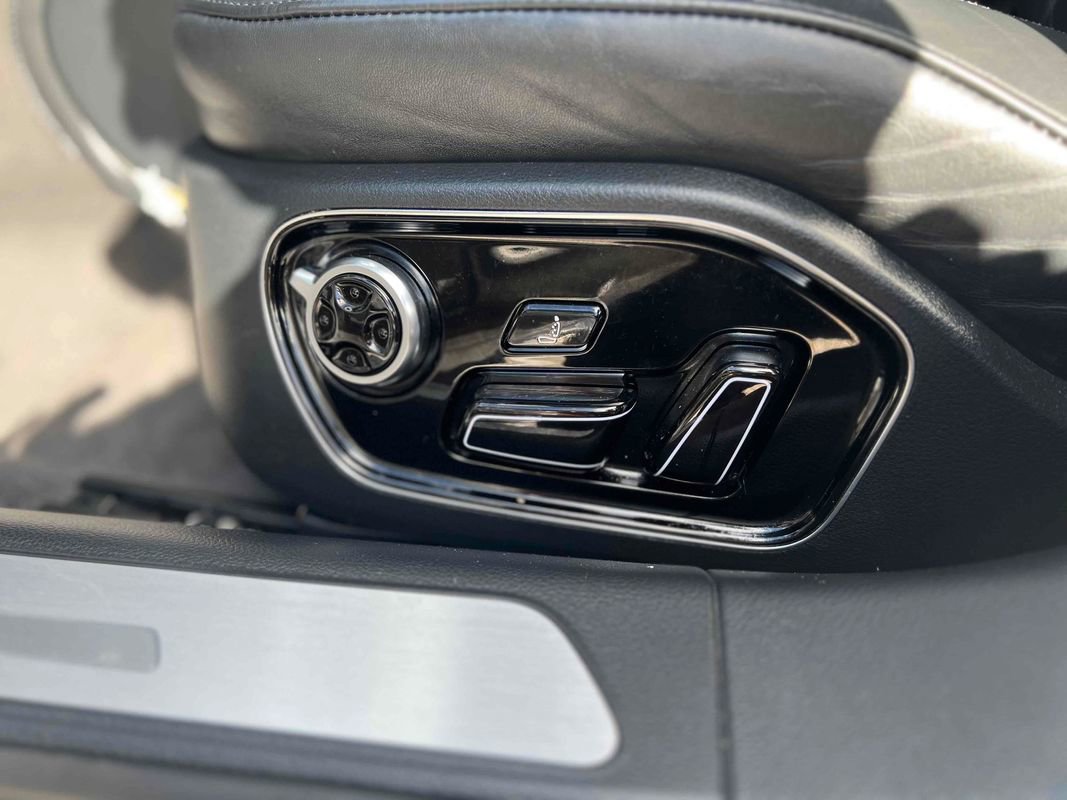 Used 2015 Audi A8 L 3.0T w/ Premium Package image 39