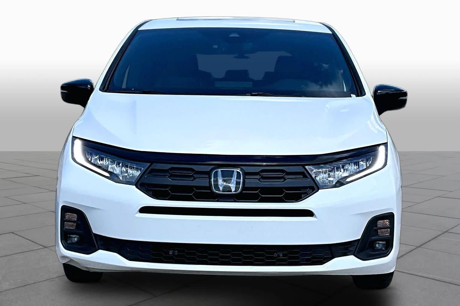Used 2025 Honda Odyssey Sport-L image 4