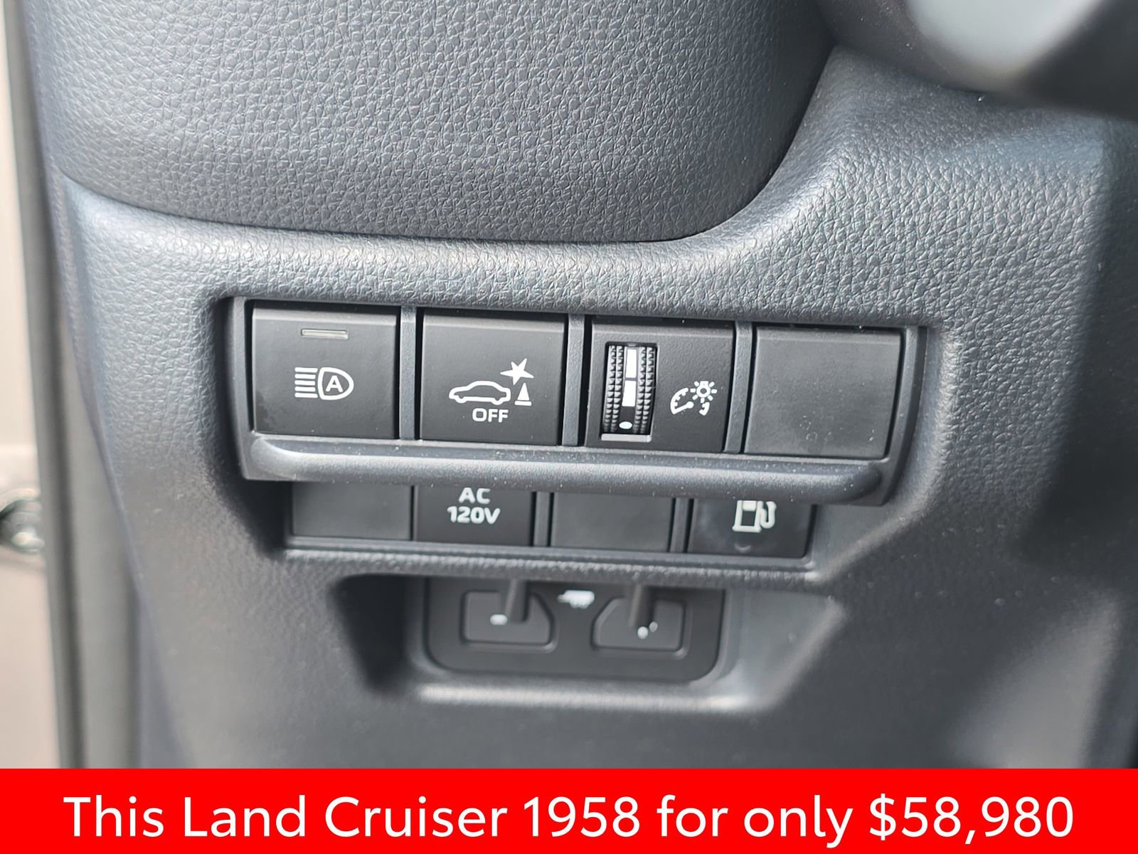 Used 2025 Toyota Land Cruiser 1958 image 32