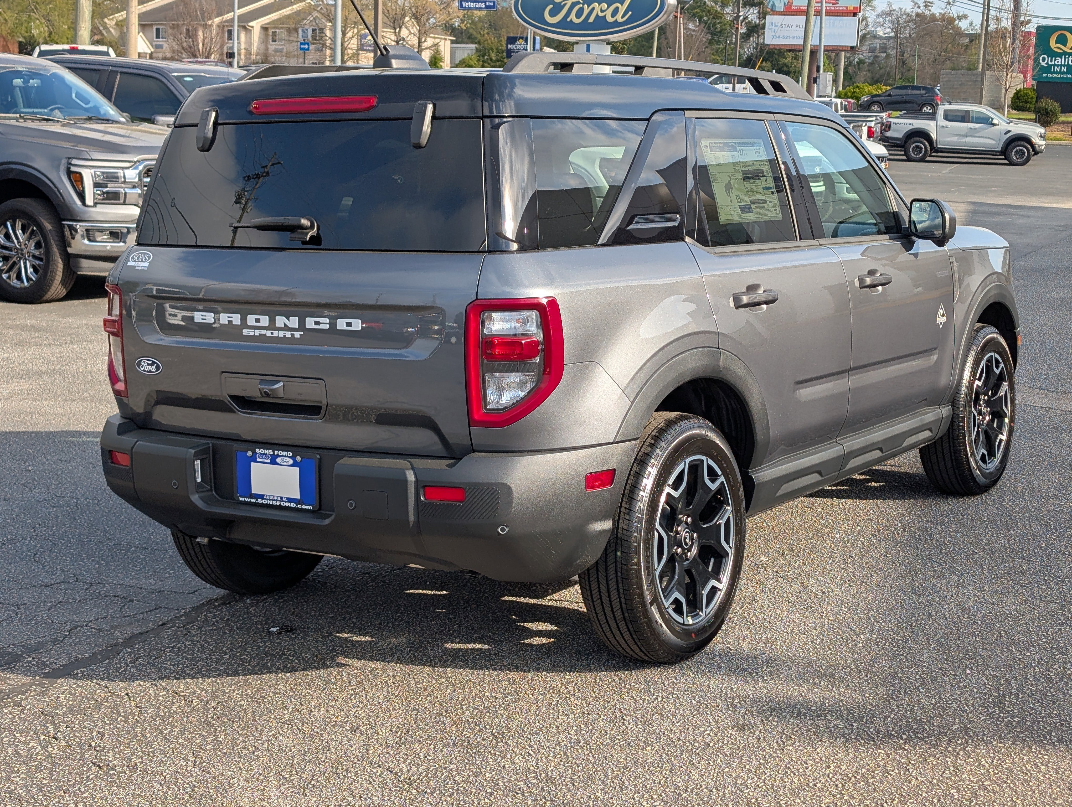New 2026 Ford Bronco Sport Outer Banks w/ Outer Banks Tech Package+ AWD/4WD image 9