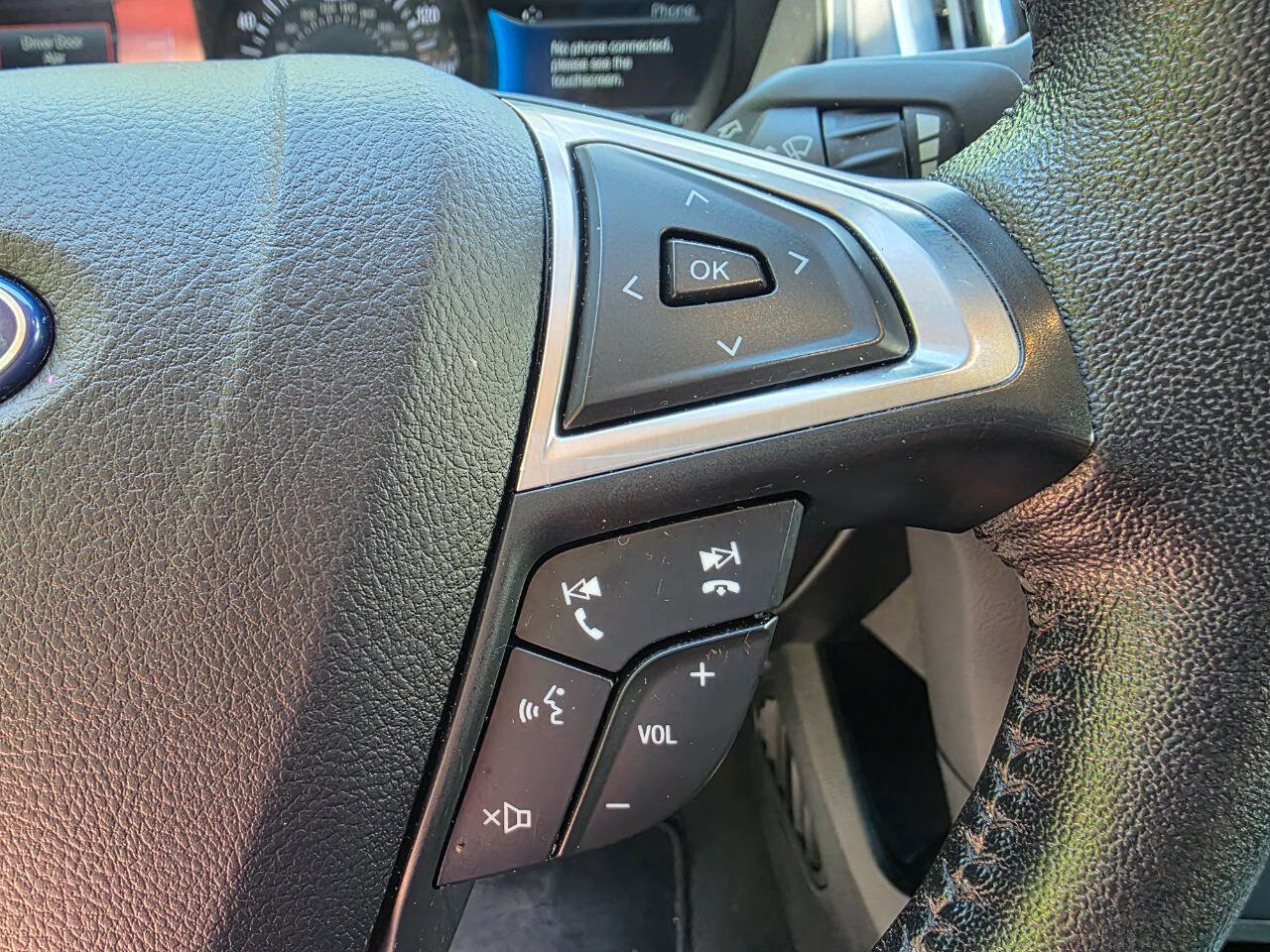 Used 2022 Ford Edge Titanium AWD/4WD image 22