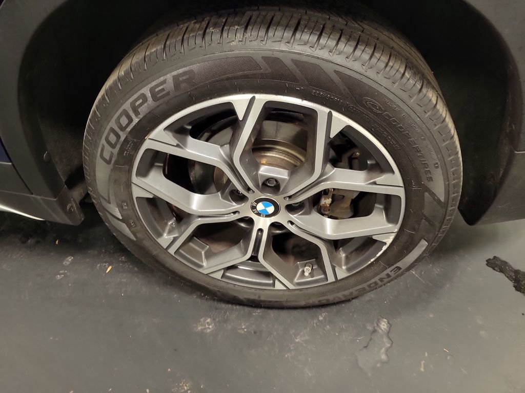 Used 2021 BMW X1 xDrive28i w/ Convenience Package image 10