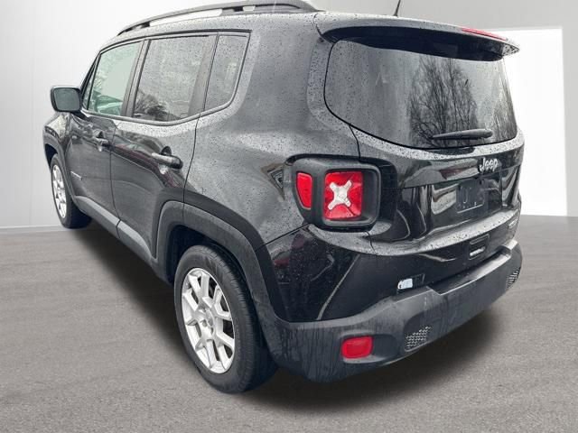 Used 2020 Jeep Renegade Latitude w/ Cold Weather Group image 3