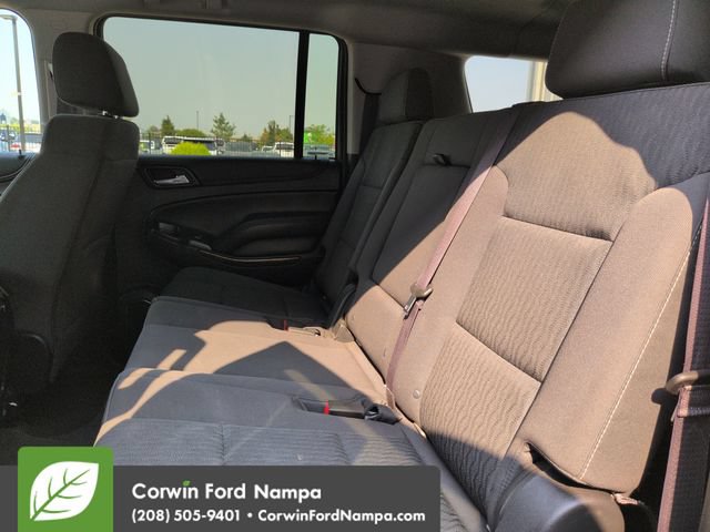 Used 2017 Chevrolet Suburban LS RWD image 25