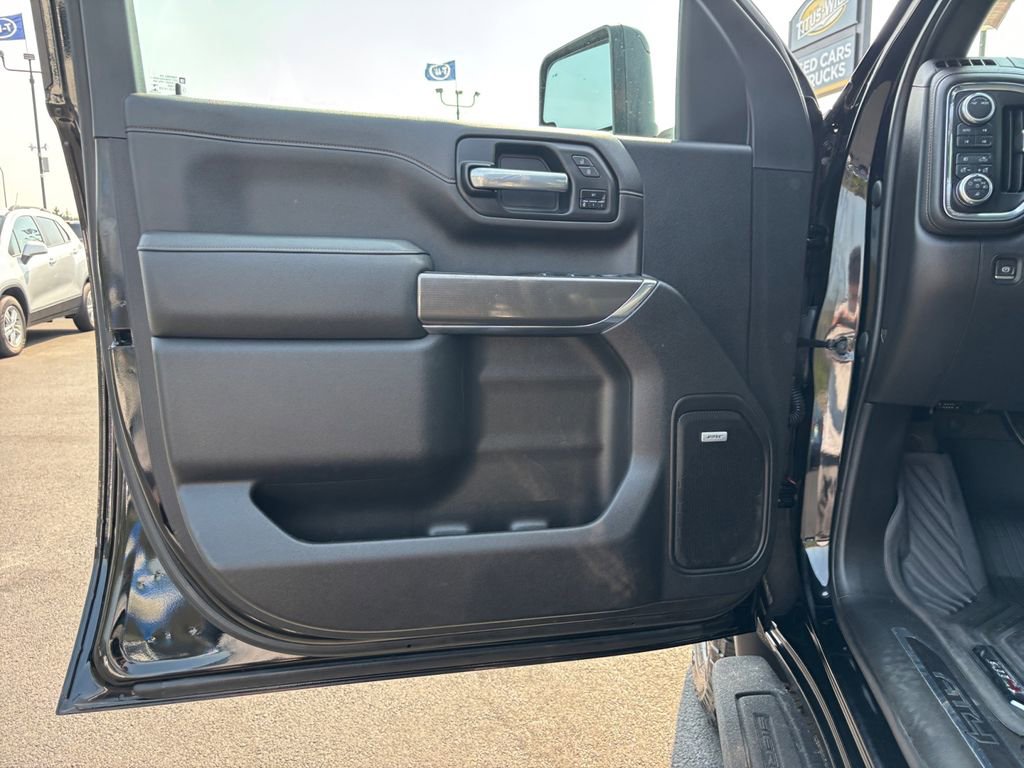 Used 2023 GMC Sierra 3500 AT4 w/ AT4 Premium Plus Package image 23