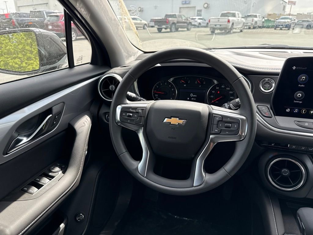 New 2026 Chevrolet Blazer LT w/ Convenience Package AWD/4WD image 15