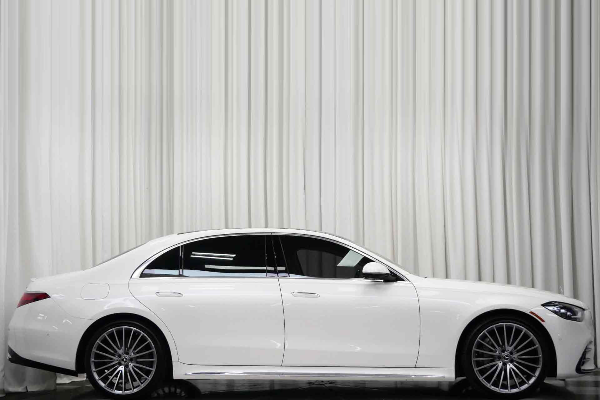 Used 2021 Mercedes-Benz S 580 4MATIC Sedan image 2