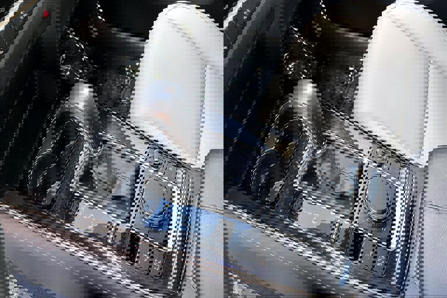 Used 2025 MAZDA CX-30 AWD 2.5 S w/ Preferred Package image 17