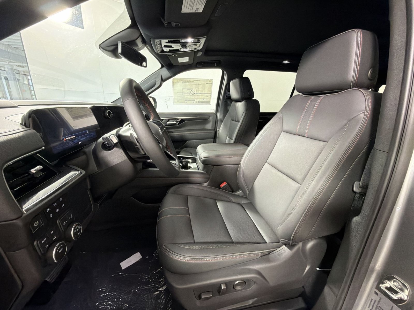 New 2026 Chevrolet Suburban RST w/ Comfort Package AWD/4WD image 13