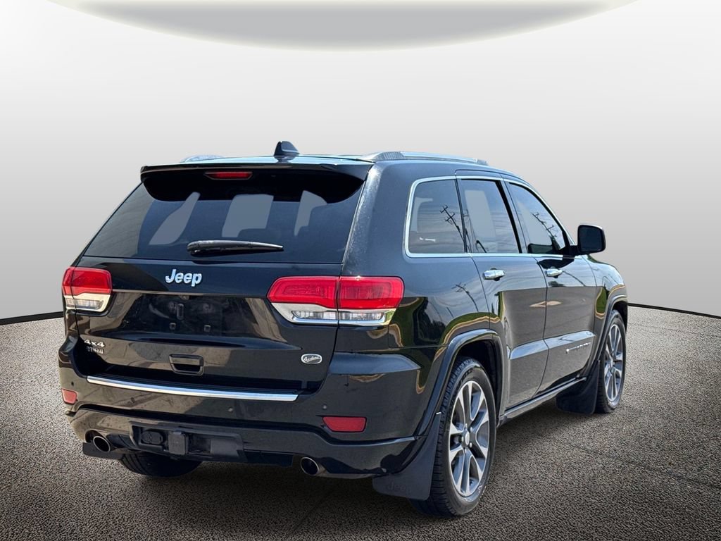 Used 2017 Jeep Grand Cherokee Overland AWD/4WD image 2