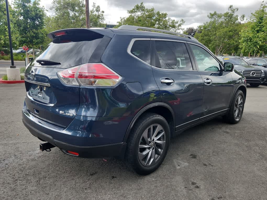 Used 2016 Nissan Rogue SL w/ SL Premium Package AWD/4WD image 2