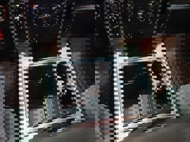 Used 2015 RAM 1500 Outdoorsman image 17