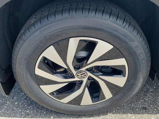 New 2026 Volkswagen Tiguan S FWD image 5