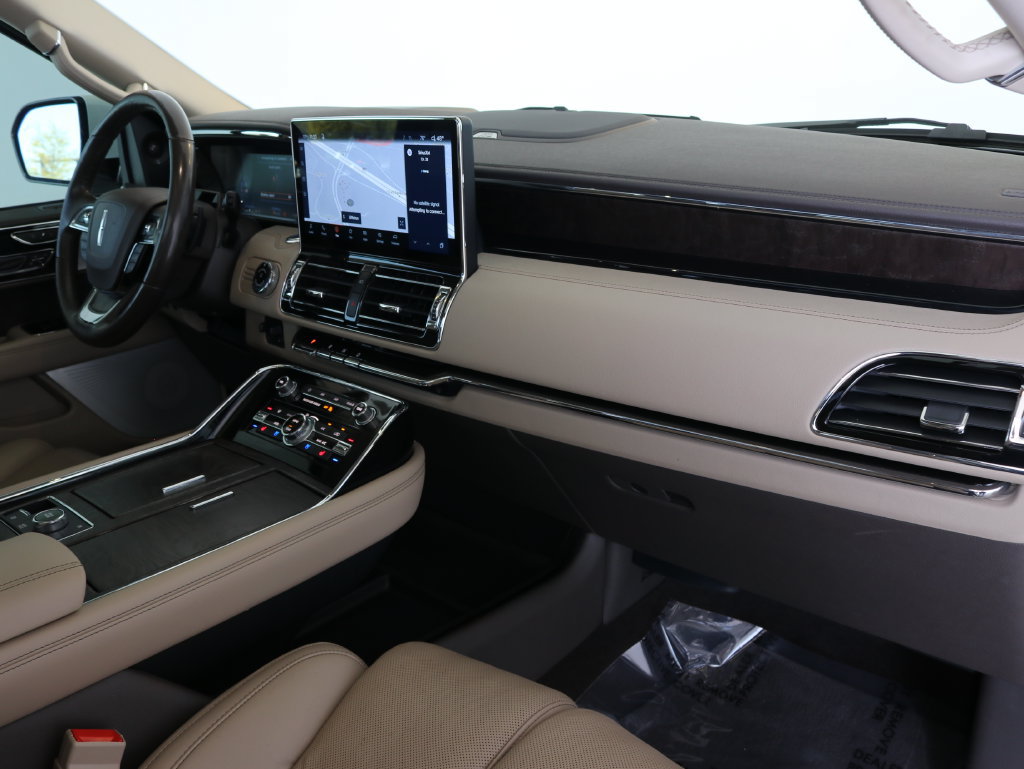 Used 2022 Lincoln Navigator Reserve AWD/4WD image 47
