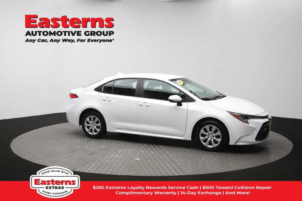 Used 2026 Toyota Corolla LE FWD image 47