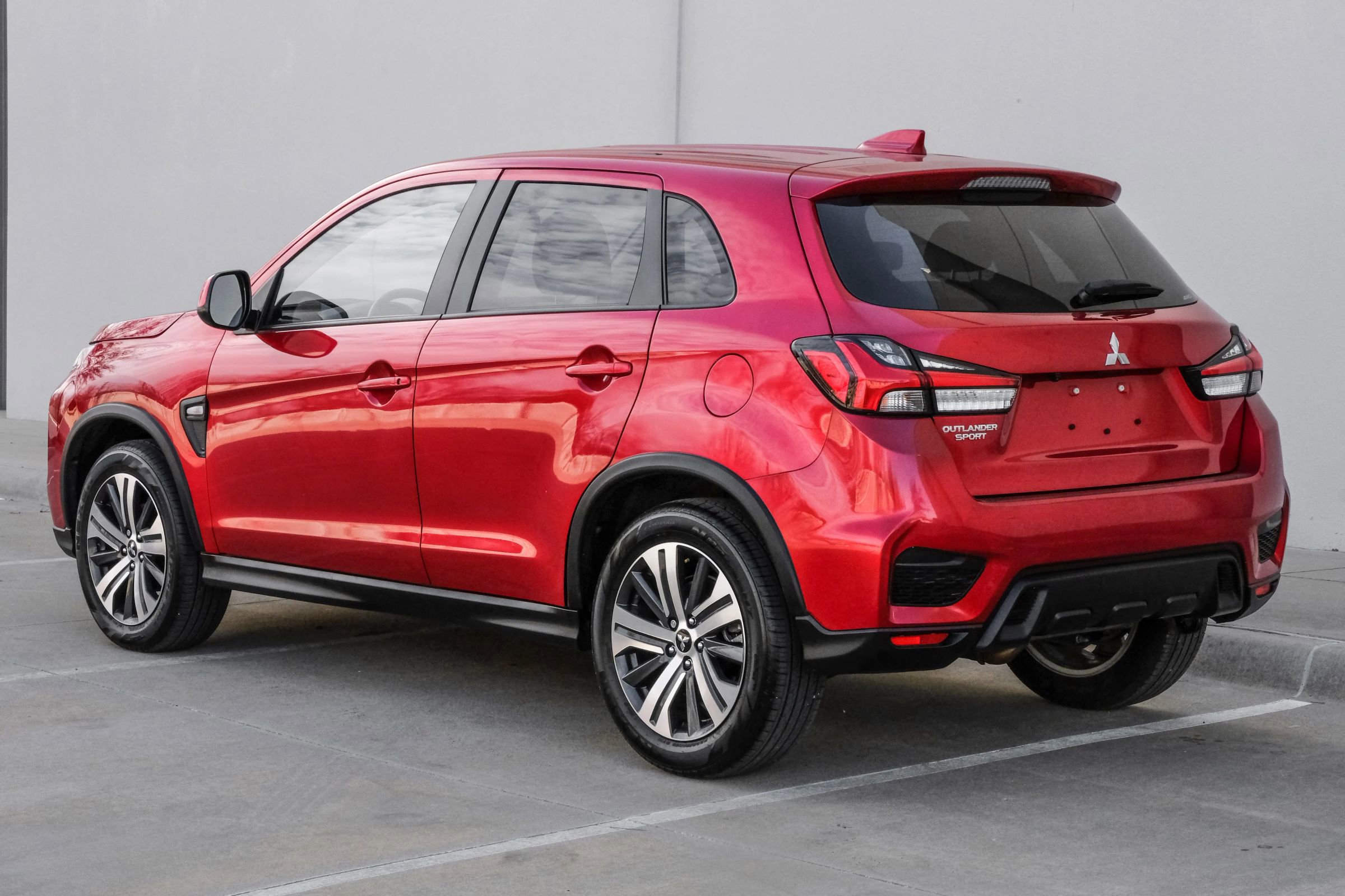 Used 2024 Mitsubishi Outlander Sport AWD image 7