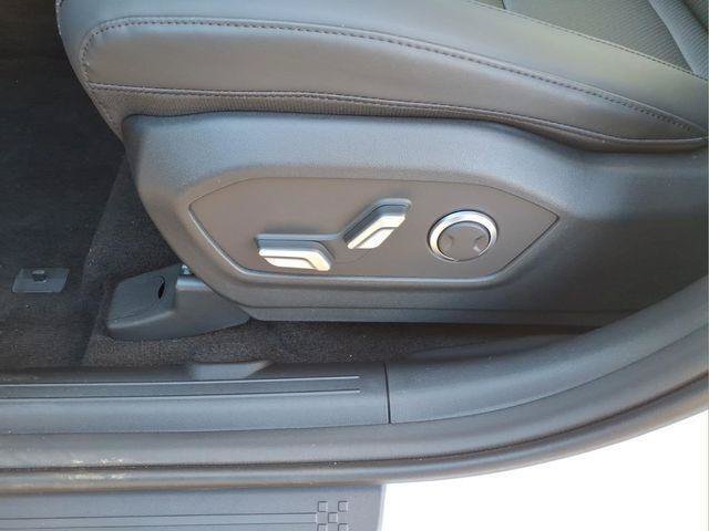 New 2026 Hyundai Santa Fe XRT AWD/4WD image 18