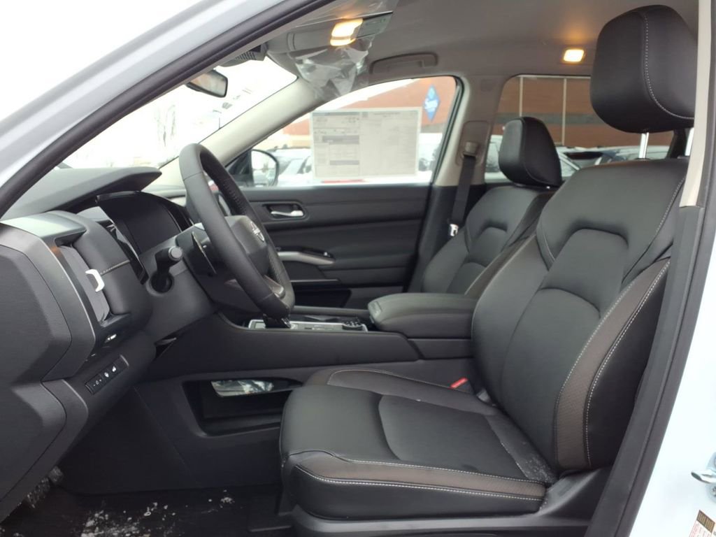New 2026 Nissan Pathfinder SL image 26