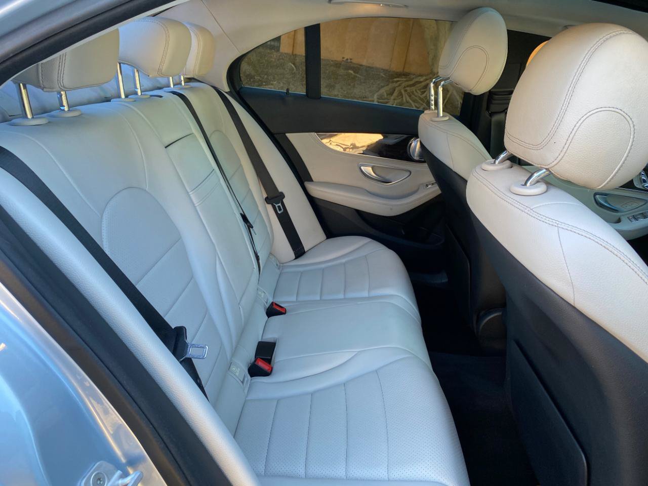 Used 2015 Mercedes-Benz C 300 Sedan image 41