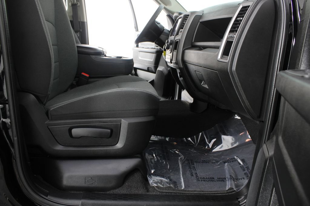Used 2022 RAM 1500 Tradesman w/ Chrome Plus Package AWD/4WD image 19