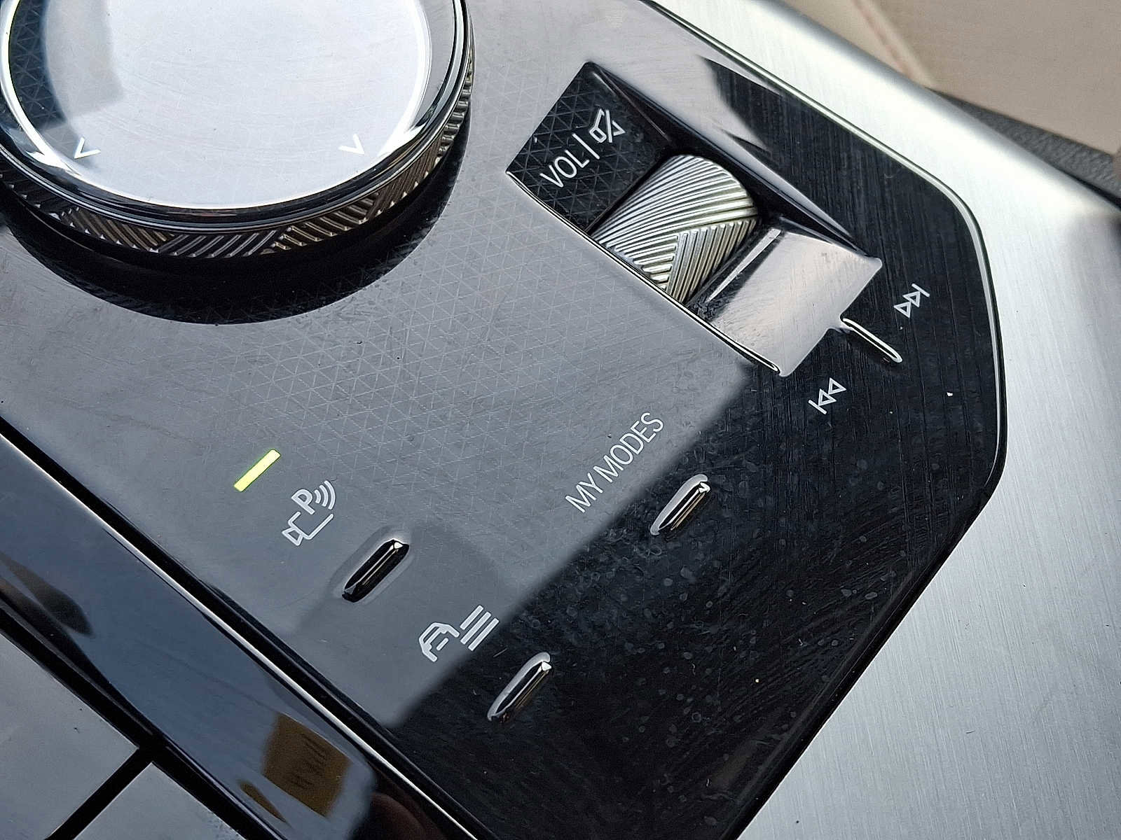 Used 2026 BMW X3 M50 w/ Premium Package image 24