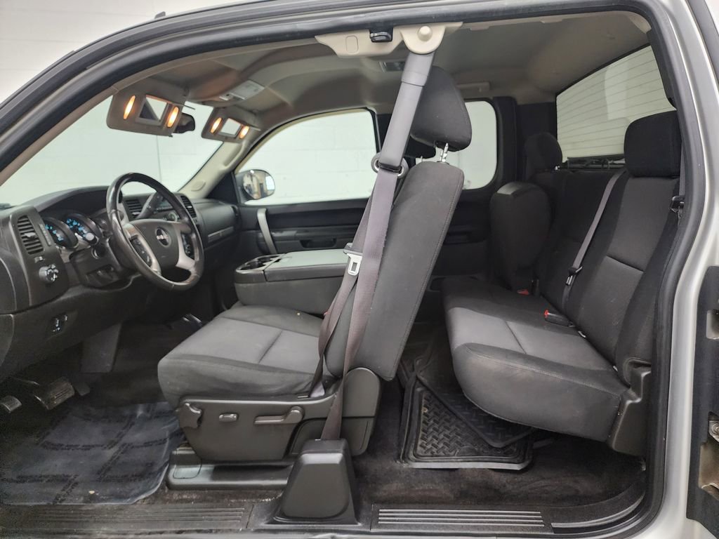 Used 2010 GMC Sierra 1500 SLE w/ Power Pack Plus AWD/4WD image 18