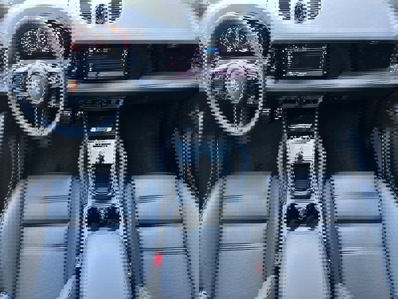 New 2026 Porsche Cayenne GTS image 6