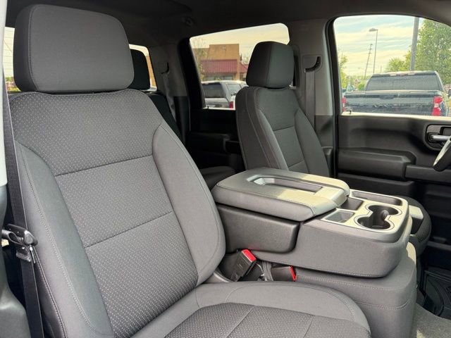 Used 2021 Chevrolet Silverado 2500 Custom w/ Custom Value Package AWD/4WD image 11